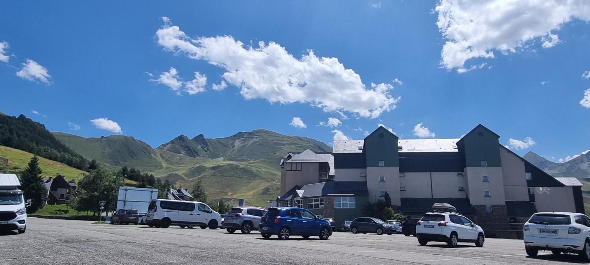 Le Louchonnais, T2, Wifi, 4 Personnes Apartment Bagnères-de-Luchon Екстериор снимка