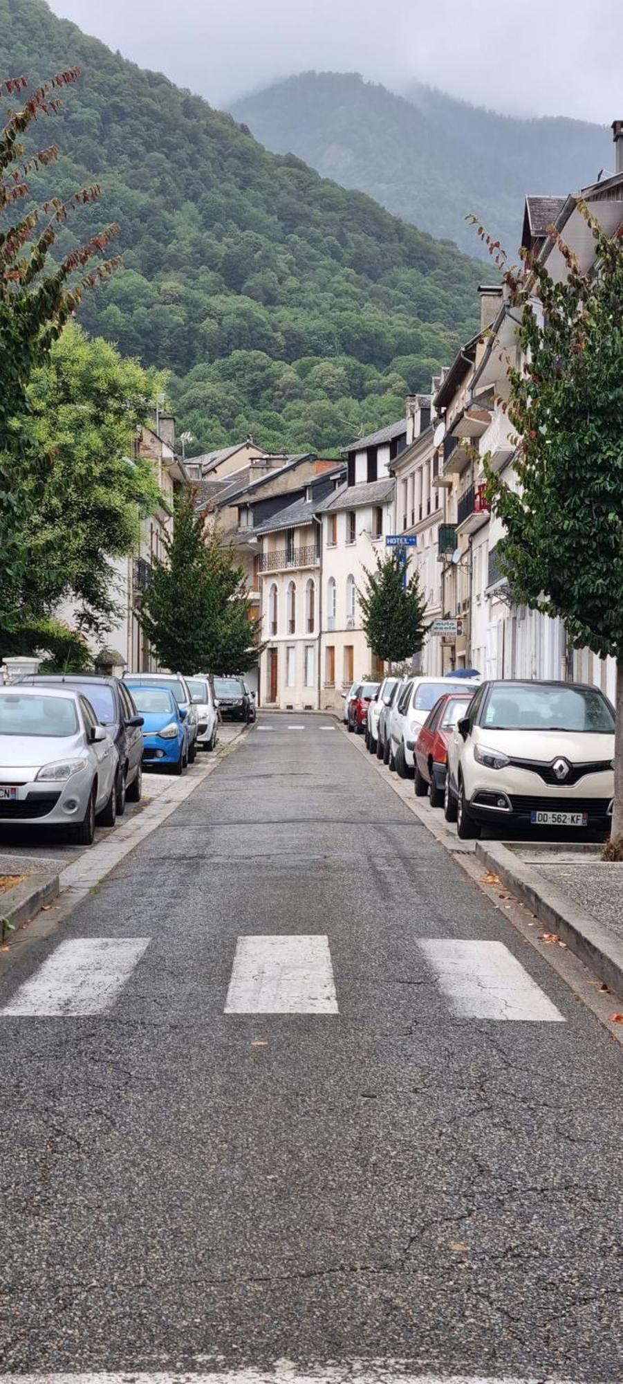 Le Louchonnais, T2, Wifi, 4 Personnes Apartment Bagnères-de-Luchon Екстериор снимка