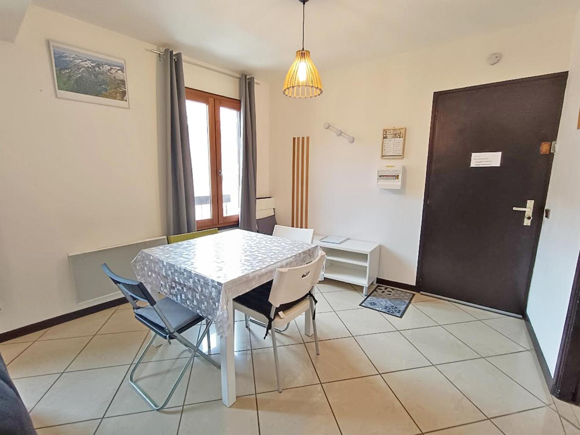 Le Louchonnais, T2, Wifi, 4 Personnes Apartment Bagnères-de-Luchon Екстериор снимка